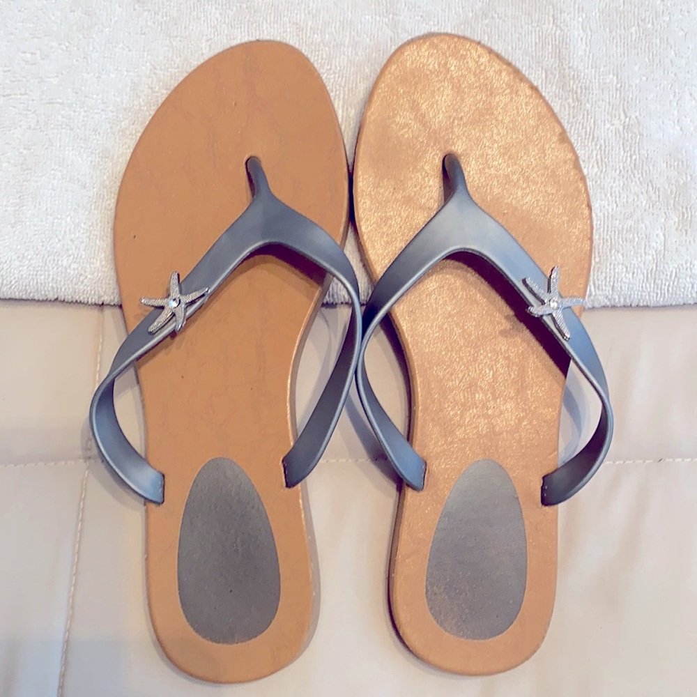 Gray starfish flip flops